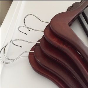 SOLID WOOD HANGERS